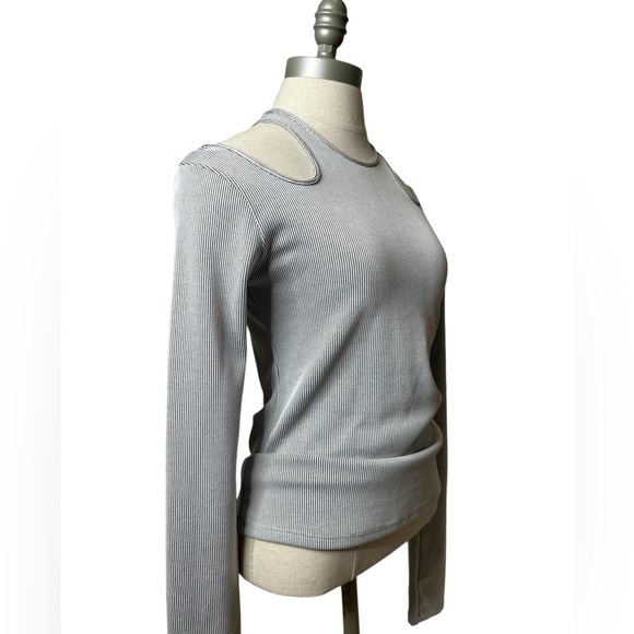 Zara White Black Collection Ribbed Cold Shoulder Cutout Long Sleeve Top Large - Picture 3 of 15